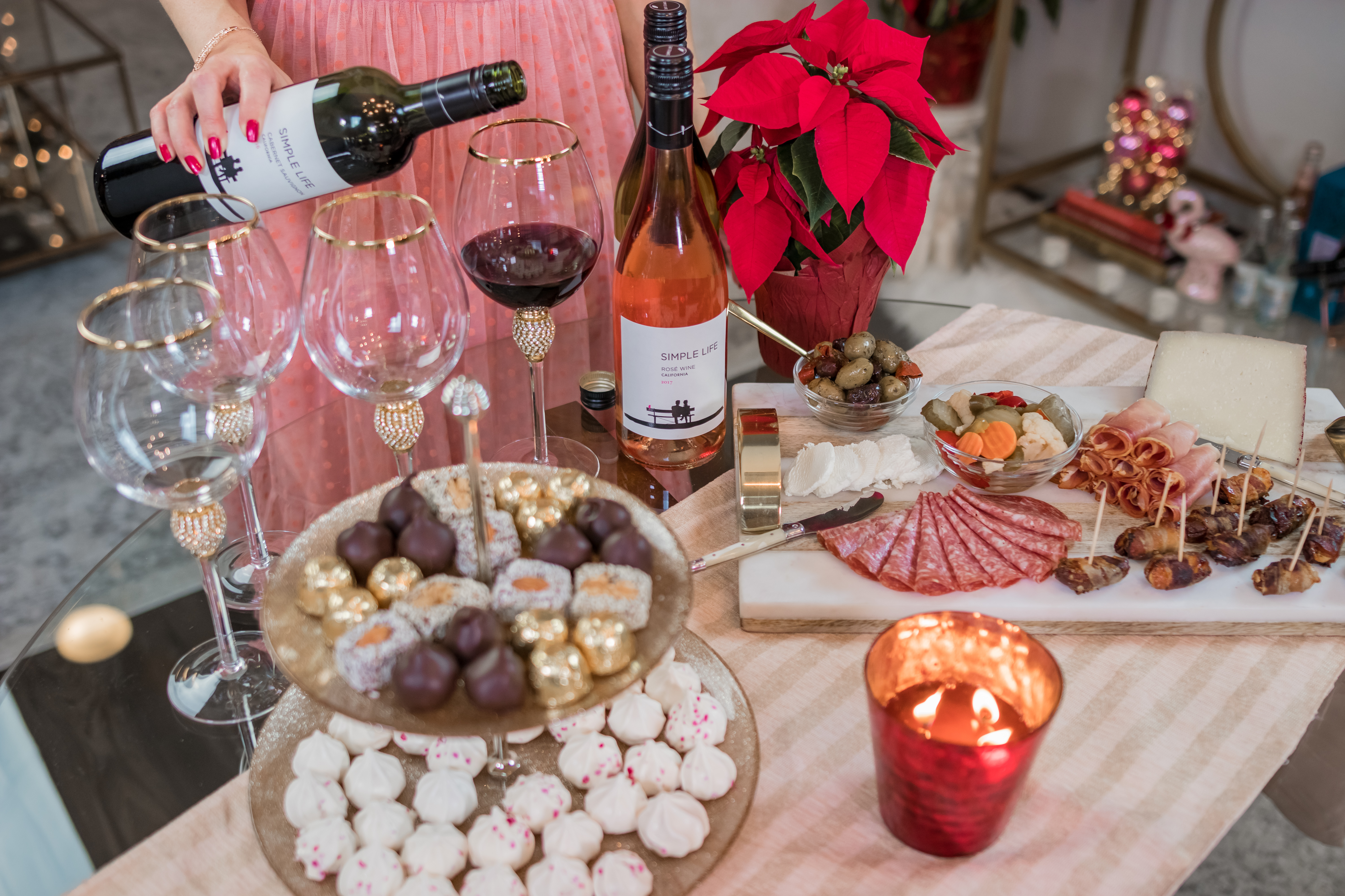 holiday entertaining guide and holiday outfit idea